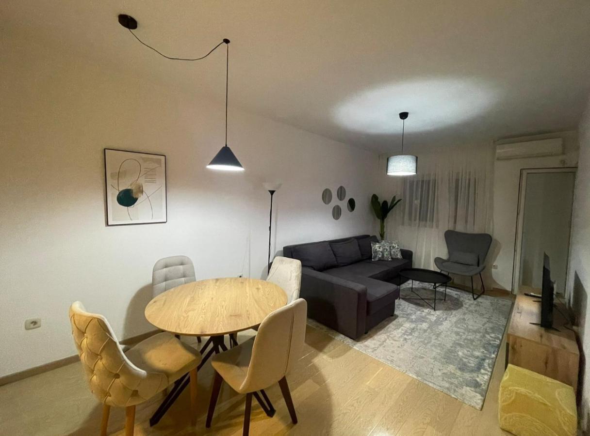 Aura City Apartment Podgorica Exteriér fotografie