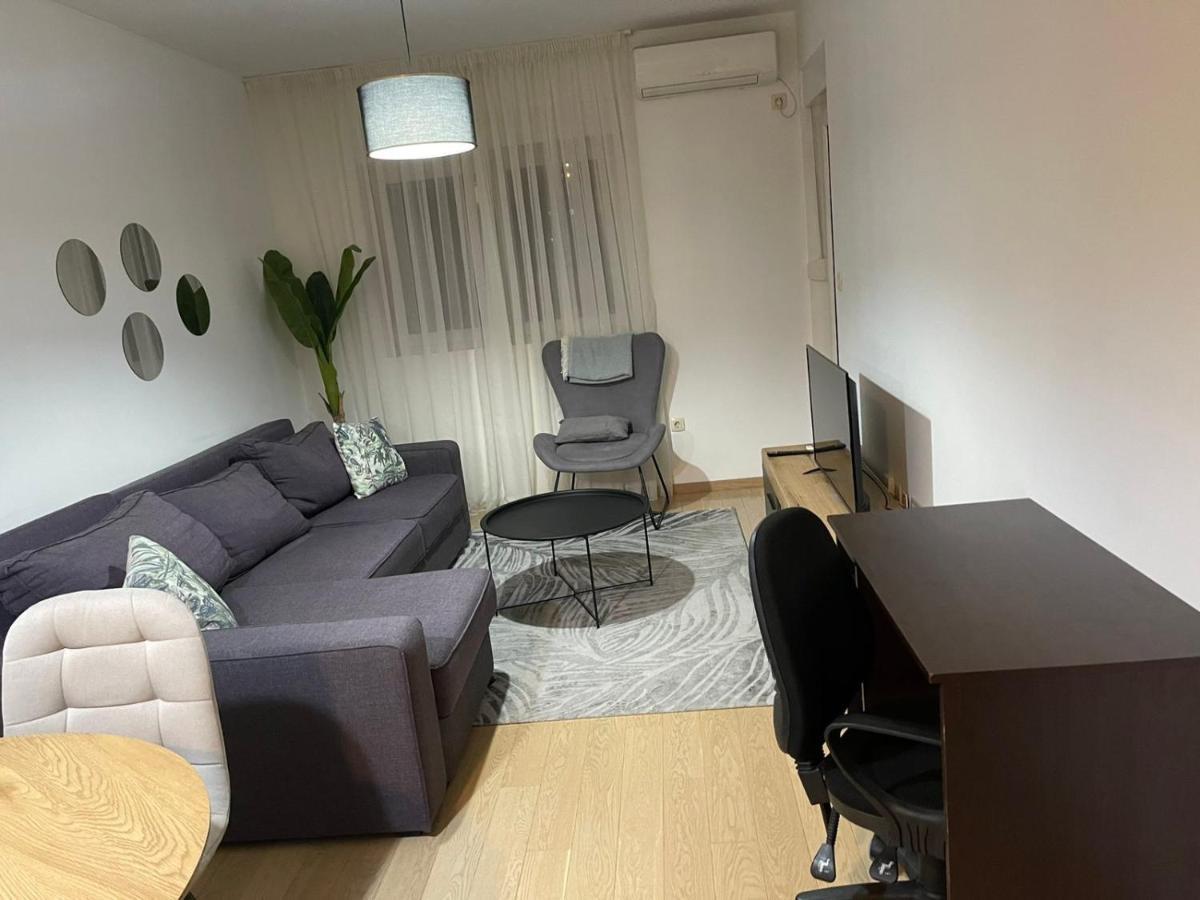 Aura City Apartment Podgorica Exteriér fotografie